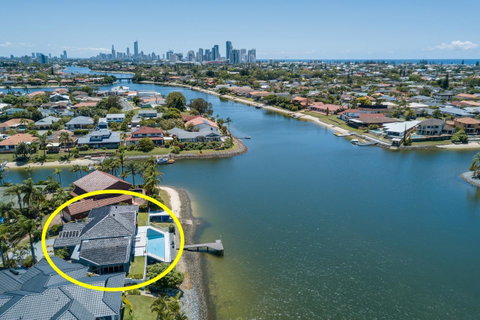 Havana Blue - Large 4 Bedroom Family Home - ACT Tourism 8