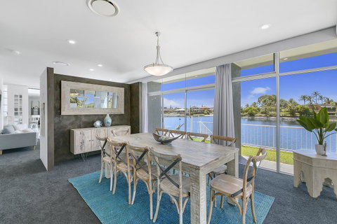 Havana Blue - Large 4 Bedroom Family Home - ACT Tourism 12