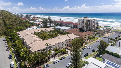 Miami Beachside Holiday Apartments - ACT Tourism 3
