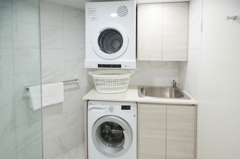 Miami Beachside Holiday Apartments - ACT Tourism 17