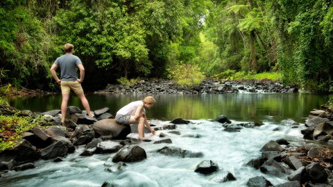 Sharlynn By The River - ACT Tourism 6