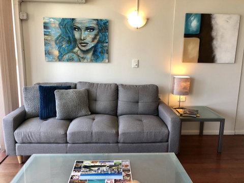 Hi Ho Beach Apartments On Broadbeach - ACT Tourism 16