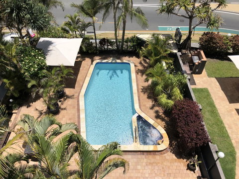 Hi Ho Beach Apartments On Broadbeach - ACT Tourism 21