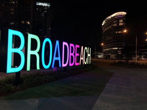 Hi Ho Beach Apartments On Broadbeach - ACT Tourism 42