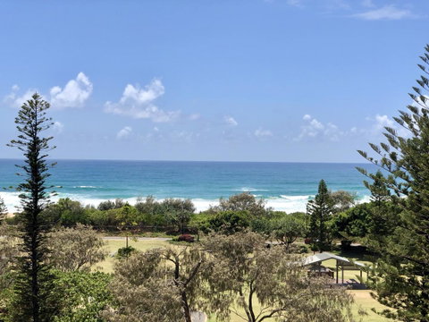 Hi Ho Beach Apartments On Broadbeach - ACT Tourism 7