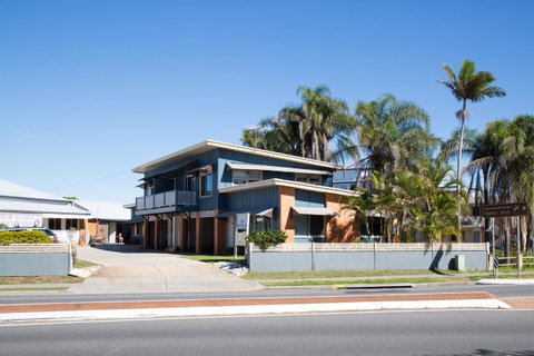 Pale Pacific Holiday Units - ACT Tourism 1