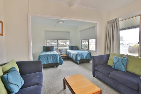Pale Pacific Holiday Units - ACT Tourism 11