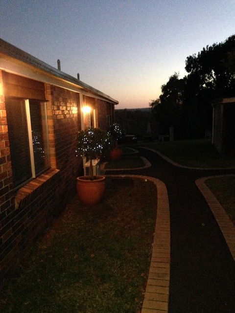 Montville Holiday Apartments - ACT Tourism 21