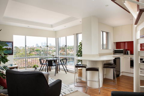 Waterside Mosman Bay Apartment W Stunning Views - ACT Tourism 2
