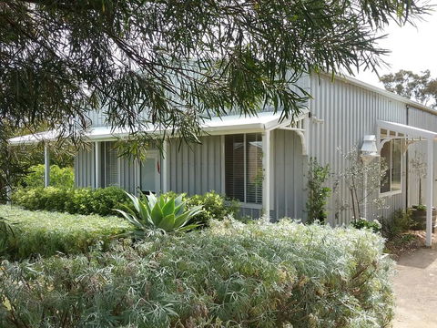 Watson Park - ACT Tourism 0