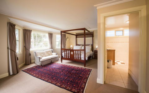 Wattle Grove Homestead Bed & Breakfast - ACT Tourism 2