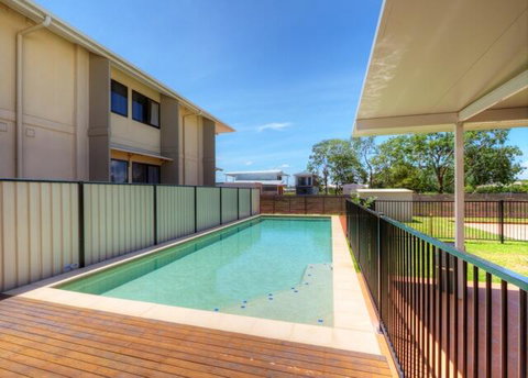 Weipa Motel Resort - ACT Tourism 1