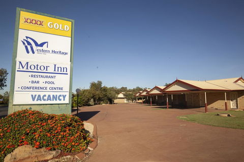 Western Heritage Motor Inn - ACT Tourism 0