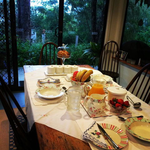 Whispering Pines Bed And Breakfast - ACT Tourism 3