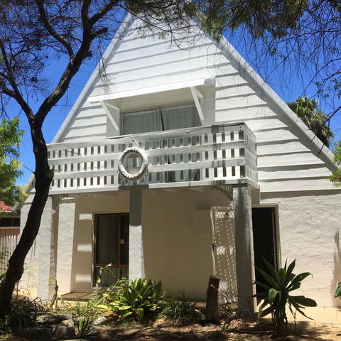 White Cottage - ACT Tourism 3