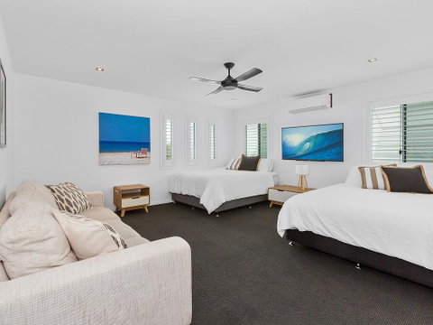 WHITE WASH ON SHE OAK - ACT Tourism 2