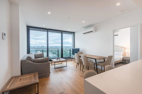 Whitehorse Tower 2 Bedroom 2 Bath - ACT Tourism 0