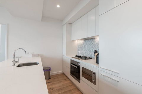 Whitehorse Tower 2 Bedroom 2 Bath - ACT Tourism 2
