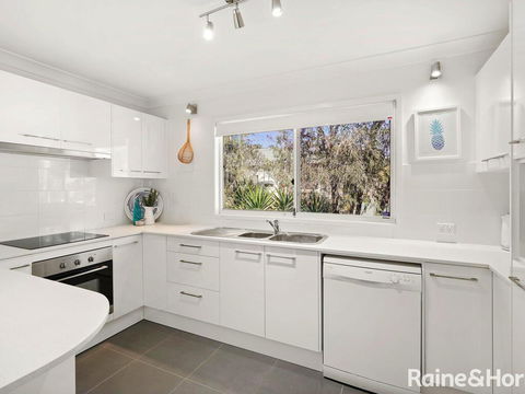 Whiting Escape - 2/13 Whiting Avenue, Terrigal - ACT Tourism 3