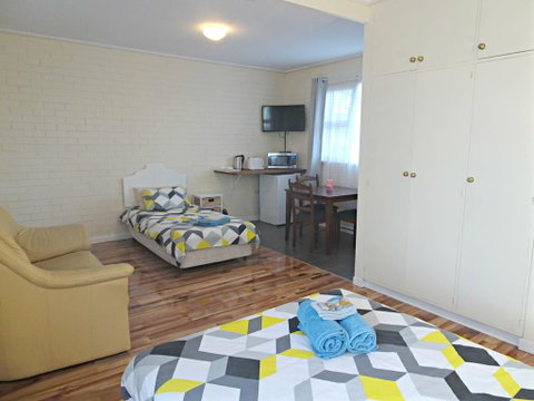 Whyalla Country Inn Motel - ACT Tourism 1