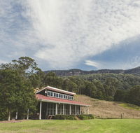 Willabrook Retreat - Mojo Cottage - Romantic escape - ACT Tourism