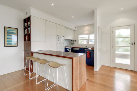 Windward House - ACT Tourism 3