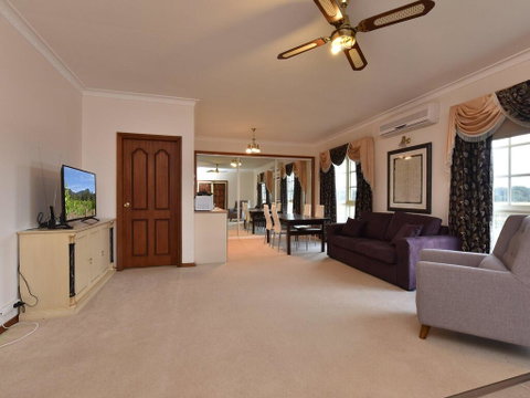 Wine Country Homestead 1br Studio - ACT Tourism 3