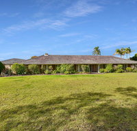 Wine Country Homestead 4-6br House - ACT Tourism