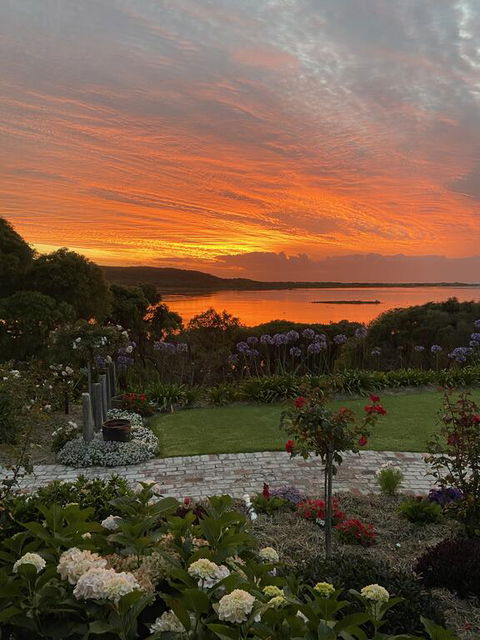 Winniston Lodge Luxury Accommodation - ACT Tourism 1
