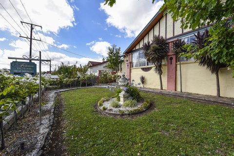 Wyatt Guest House - ACT Tourism 3