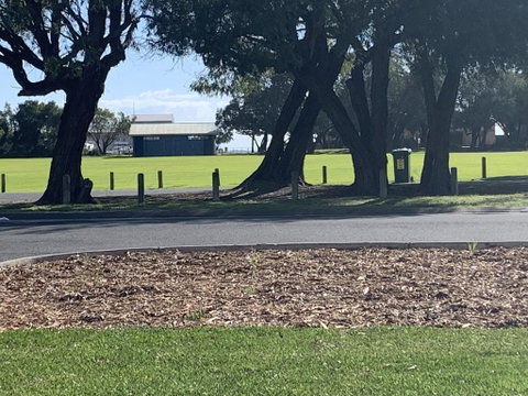 Yaringa Cottage...by The Sea - ACT Tourism 0