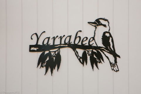 Yarrabee Nature Reserve - ACT Tourism 1