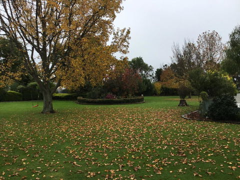 Yarragon Dairy Family Room - ACT Tourism 0