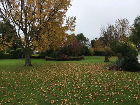Yarragon Dairy Family Room - ACT Tourism 0