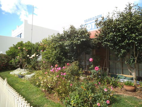 Yarragon Motel - ACT Tourism 1