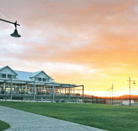 York Cove Holiday Hotel - ACT Tourism