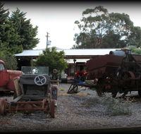 York's Boutique Motel - ACT Tourism