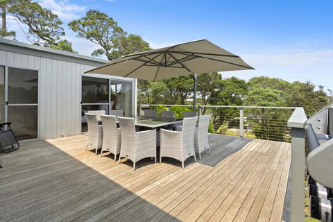 YOU, ME AND THE SEA - BLAIRGOWRIE - ACT Tourism 2