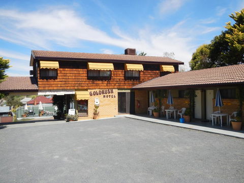 Young Goldrush Motel - ACT Tourism 0