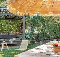 Your Luxury Escape - Den - 5min walk to Clarke's Beach - ACT Tourism