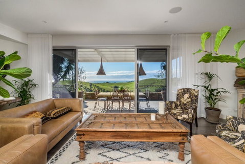 Your Luxury Escape - Horizon - ACT Tourism 2