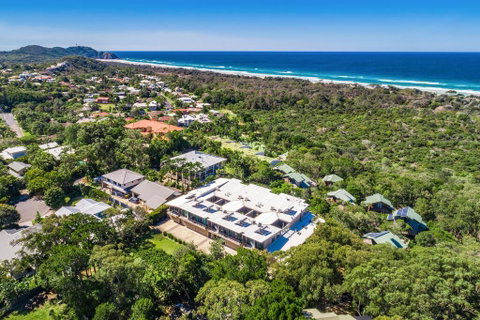 Your Luxury Escape - Vue From Here - ACT Tourism 3