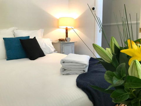 YSG The Edward Townhouse 151 - Walk To Town - ACT Tourism 3