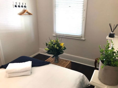 YSG The Edward Townhouse 151 - Walk To Town - ACT Tourism 1