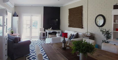 YSG The Edward Townhouse 155 - Steps To Town - ACT Tourism 1