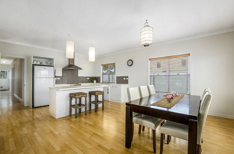 Zaahira House - ACT Tourism 3