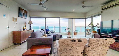 ZEN BY THE WATER - Darwin Premier Retreat - ACT Tourism 3