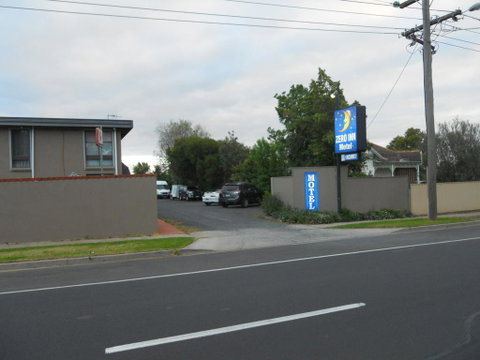 Zero Inn Motel - ACT Tourism 2