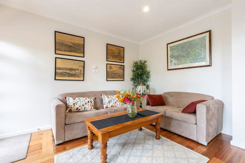 Spacious Bungalow5min Walk To Station5min To Box HillWiFiParking - ACT Tourism 2