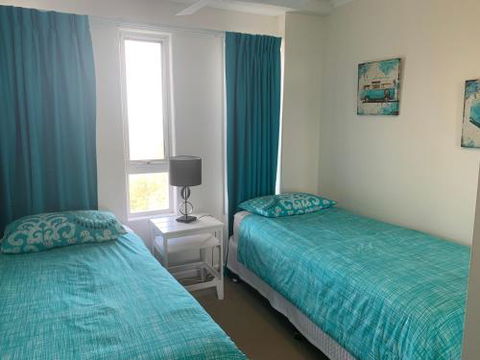 Breathtaking Views Over Currimundi Lake! - ACT Tourism 2